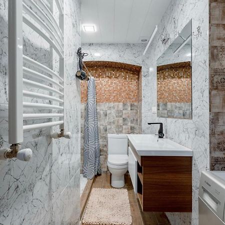 Lovely Dulcet Loft In Center Of Rustaveli Tbilisi Exterior photo